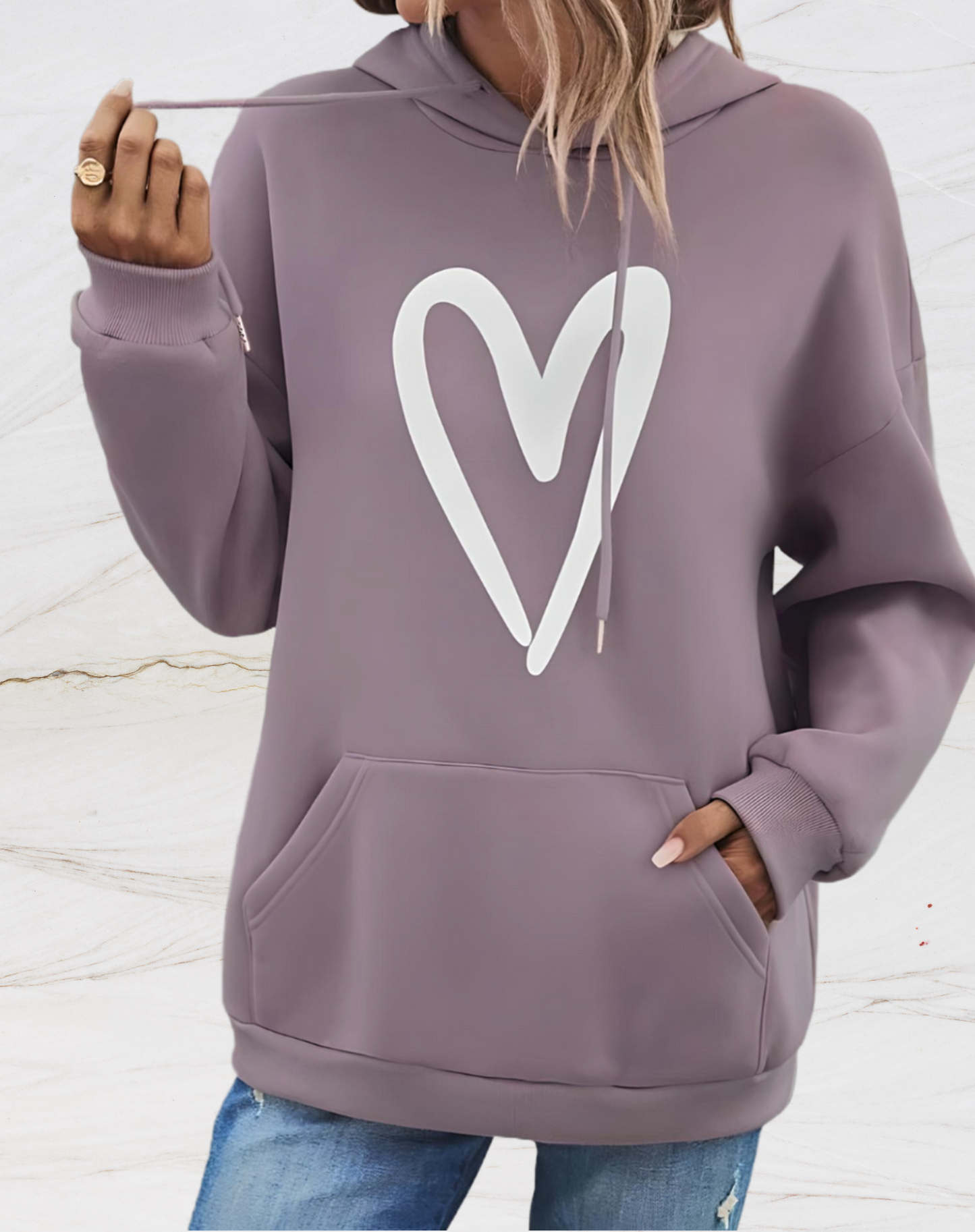 Matet – Oversize Hoodie mit Herzprint für deinen entspannten Look