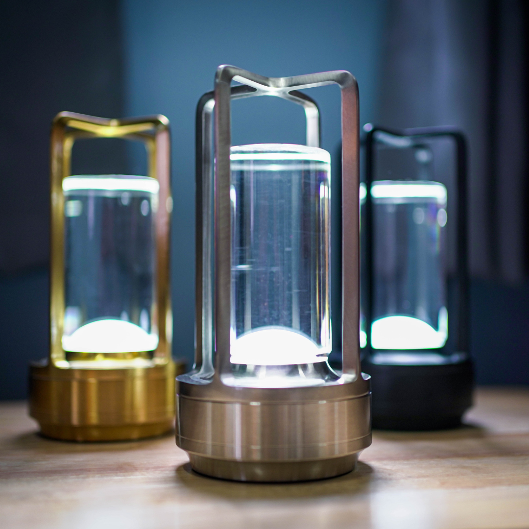 Kristall-Tischlampe mit LED & kabellosem Design