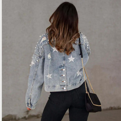 Nadine – Denimjacke mit Sternenmuster für einen einzigartigen Look