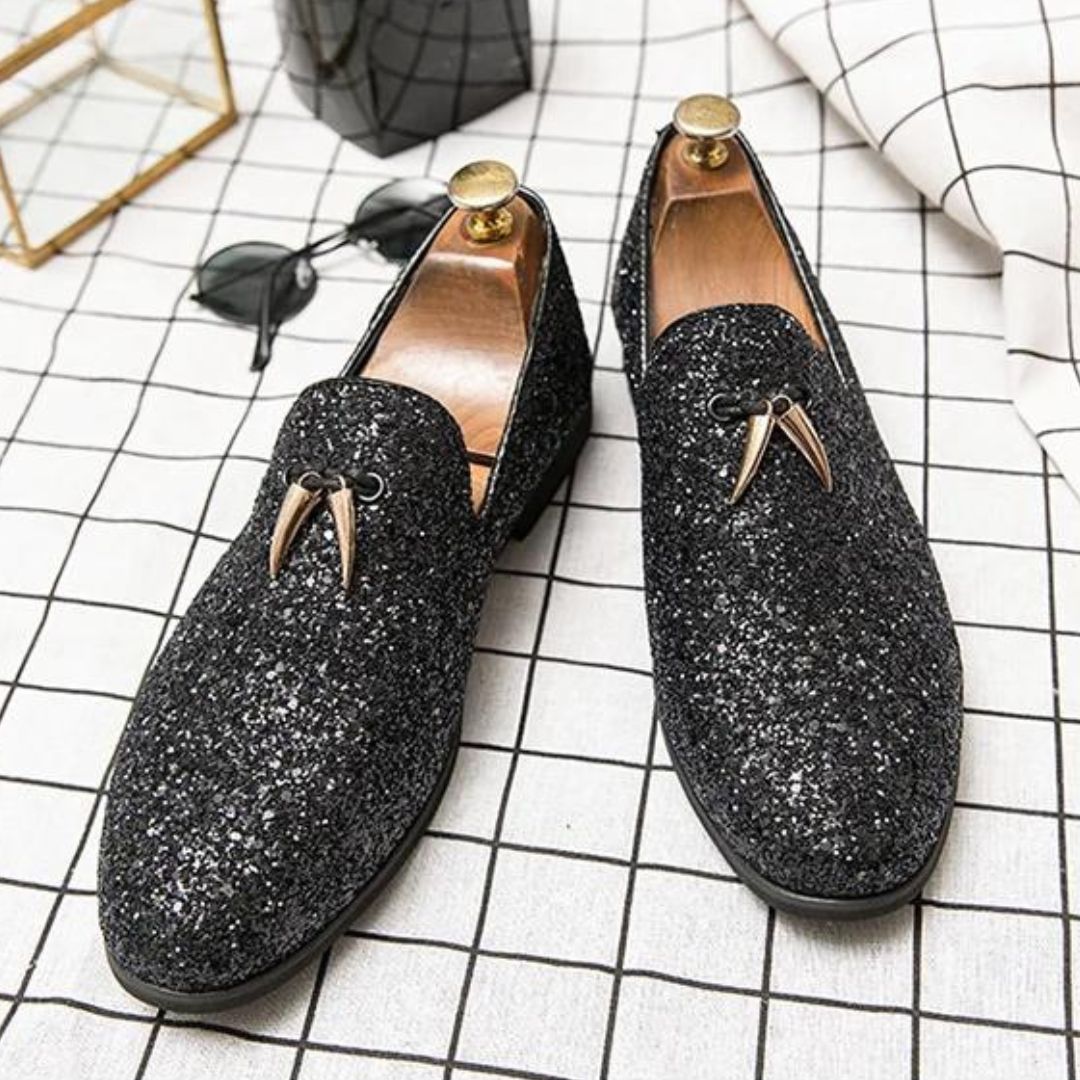 Frederic – Elegante Slipper mit Glitzer & Quasten