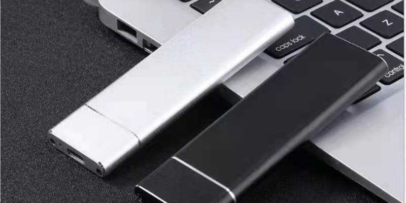 8TB Tragbare SSD Externe Festplatte mit USB 3.1 für Dateiübertragungen - Leichtes und kompaktes Design 0