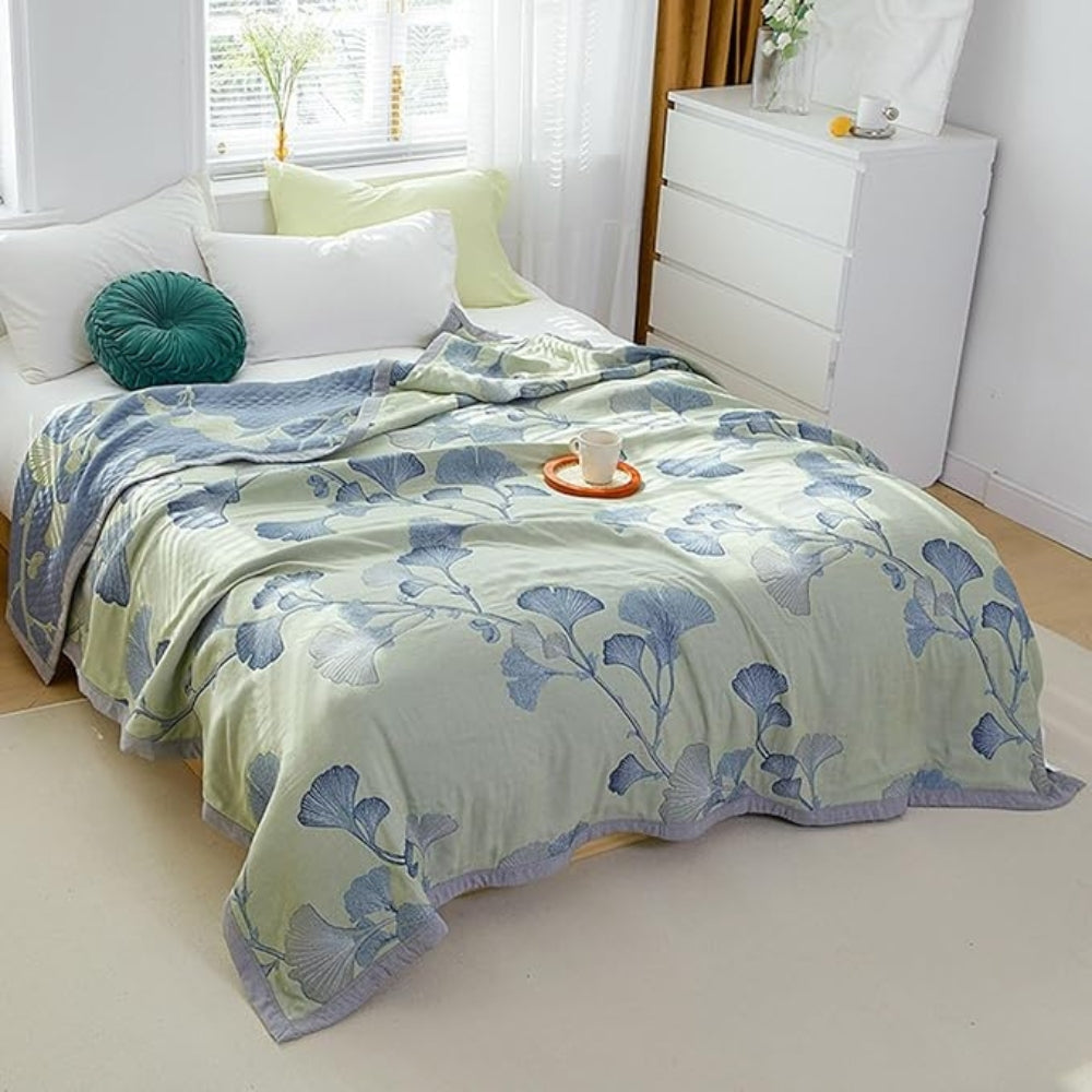 LeafLuxe – Compact and stylish blanket for versatile uses