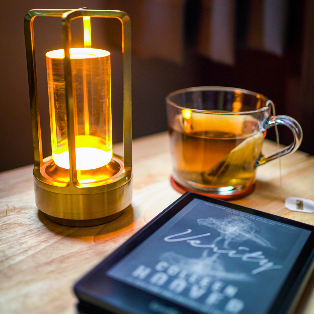 Kristall-Tischlampe mit LED & kabellosem Design