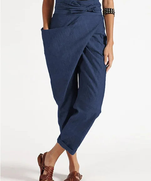 Isana Asymmetrische High-Waist-Hose für einen lässigen Look