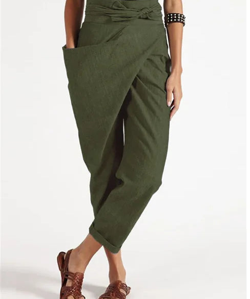 Isana Asymmetrische High-Waist-Hose für einen lässigen Look