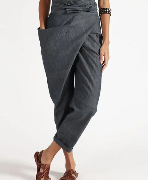 Isana Asymmetrische High-Waist-Hose für einen lässigen Look