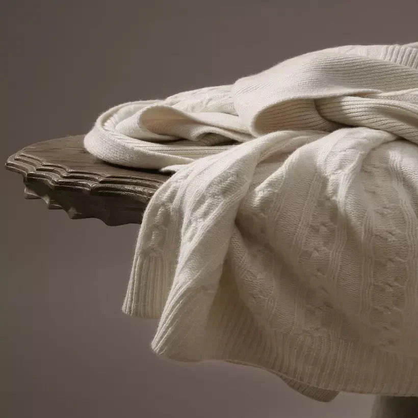 Cashmere Knit Blanket – Cream-Colored – Luxurious and Soft