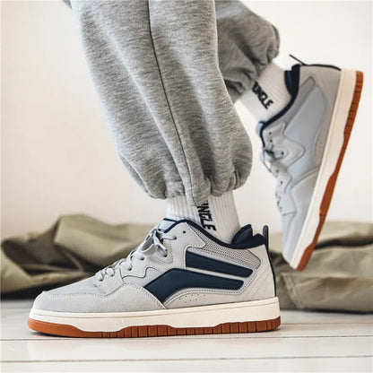 Fredy – Retro Low-Top Sneaker mit Kontrastdetails