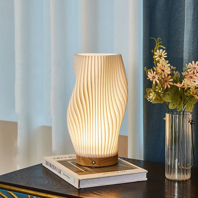 Serene Wavecrest Lampe, dimmbar & modern