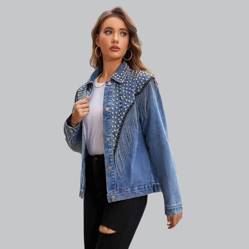 Sienna – Glamouröse Denimjacke mit Perlendetails für einen eleganten Look