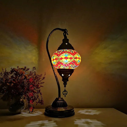 MosaikLight – Handgefertigte Mosaik Tischlampe im türkischen Design